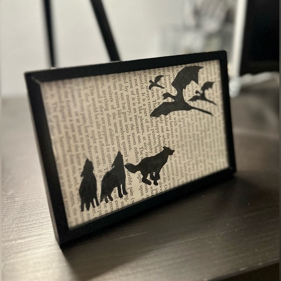 Book Page “Game of Thrones” Art (Handmade) - Picture 1 of 3